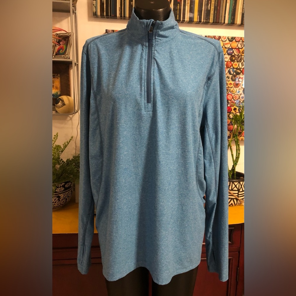 Exertek size medium men’s pullover .